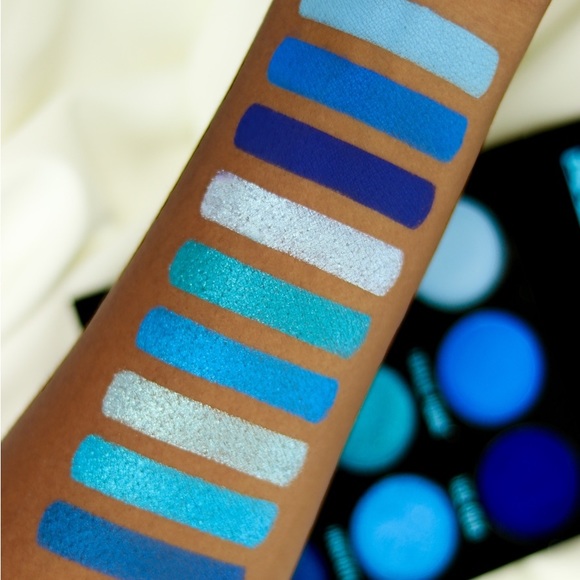 Poison Shock – Sub-Zero 9 Color Shadow Palette - Picture 2 of 4